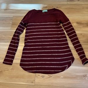 Filly Flair Maroon/White Sweater size Small
